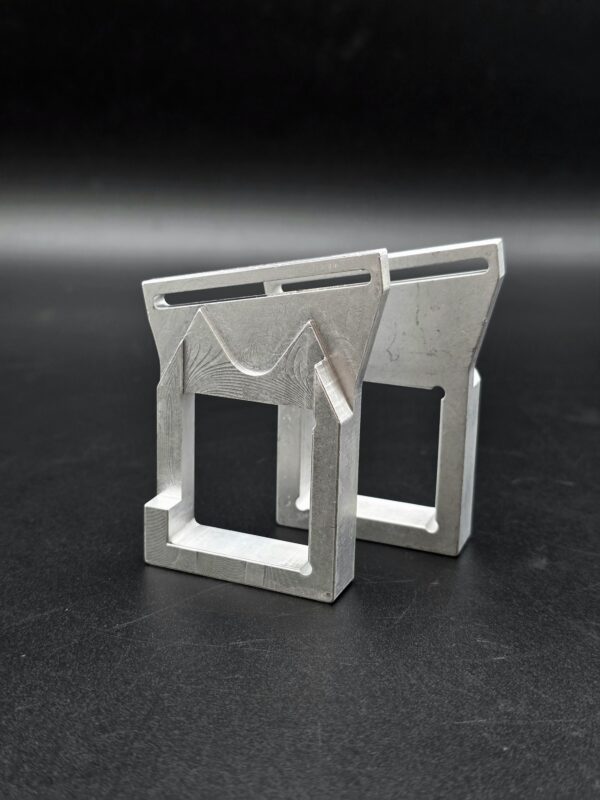 Buckle for strap headgear