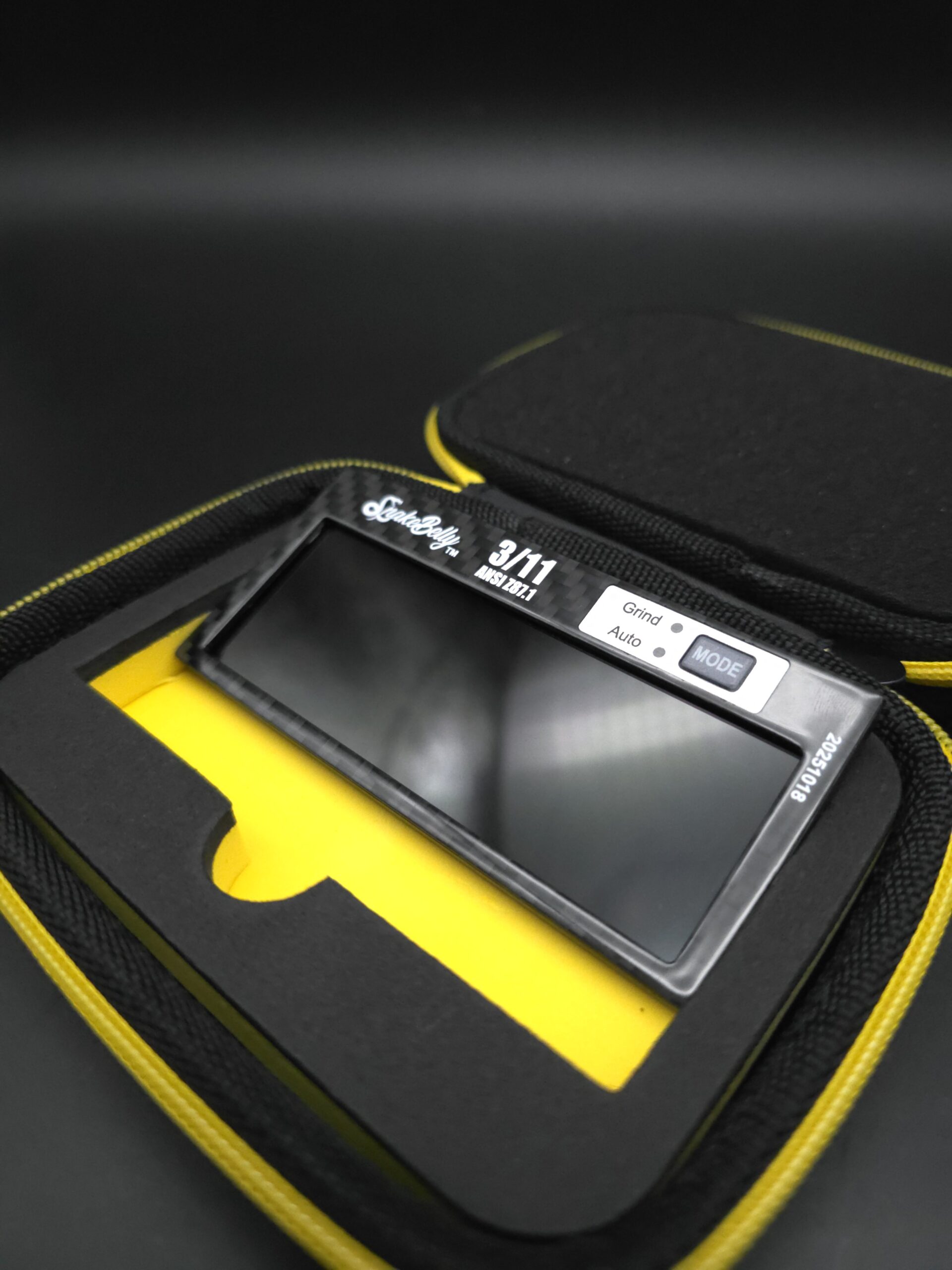 Gold Carbon Fiber - Image 2