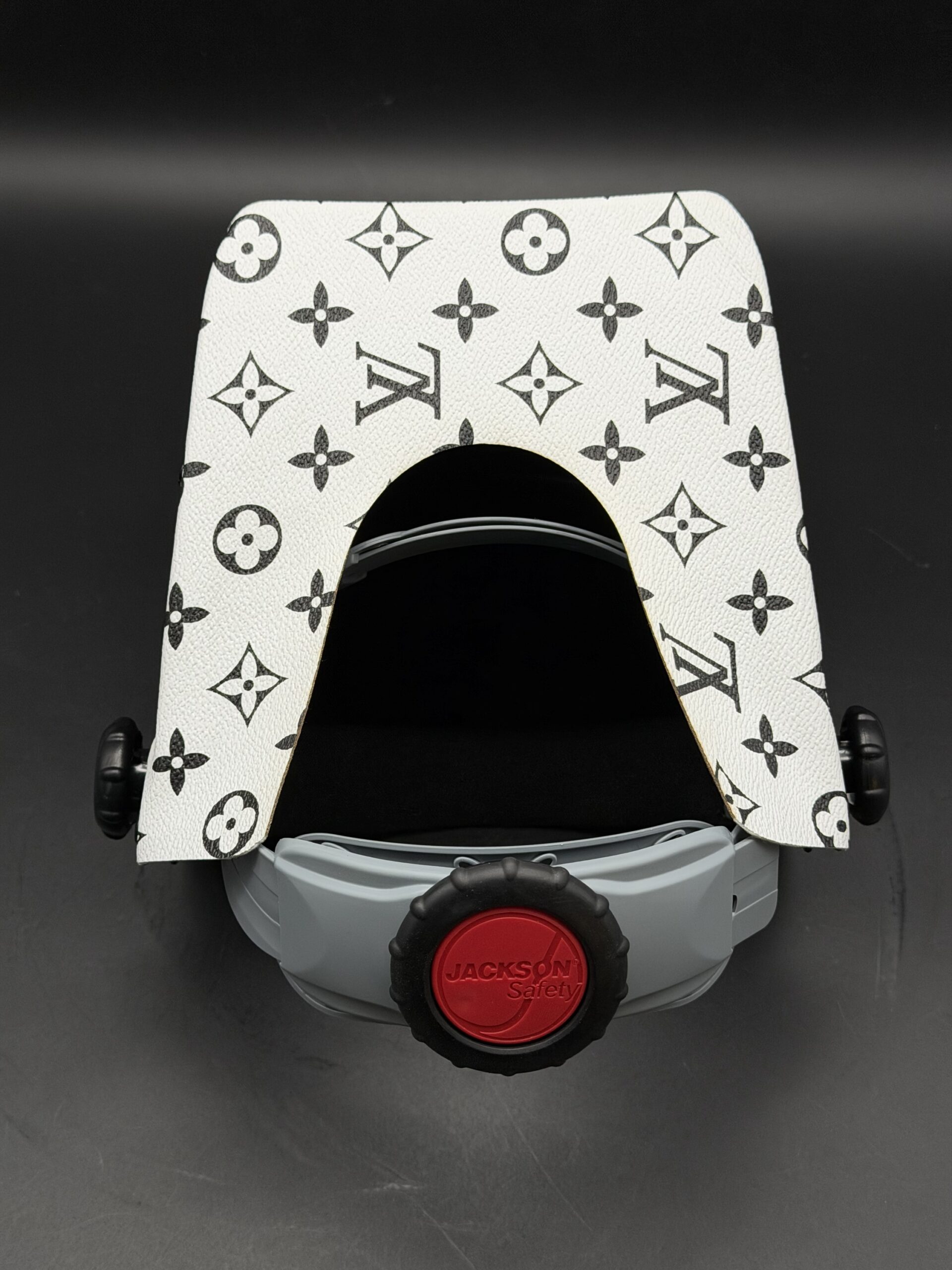 White Jackson 67 Hoods - Image 2