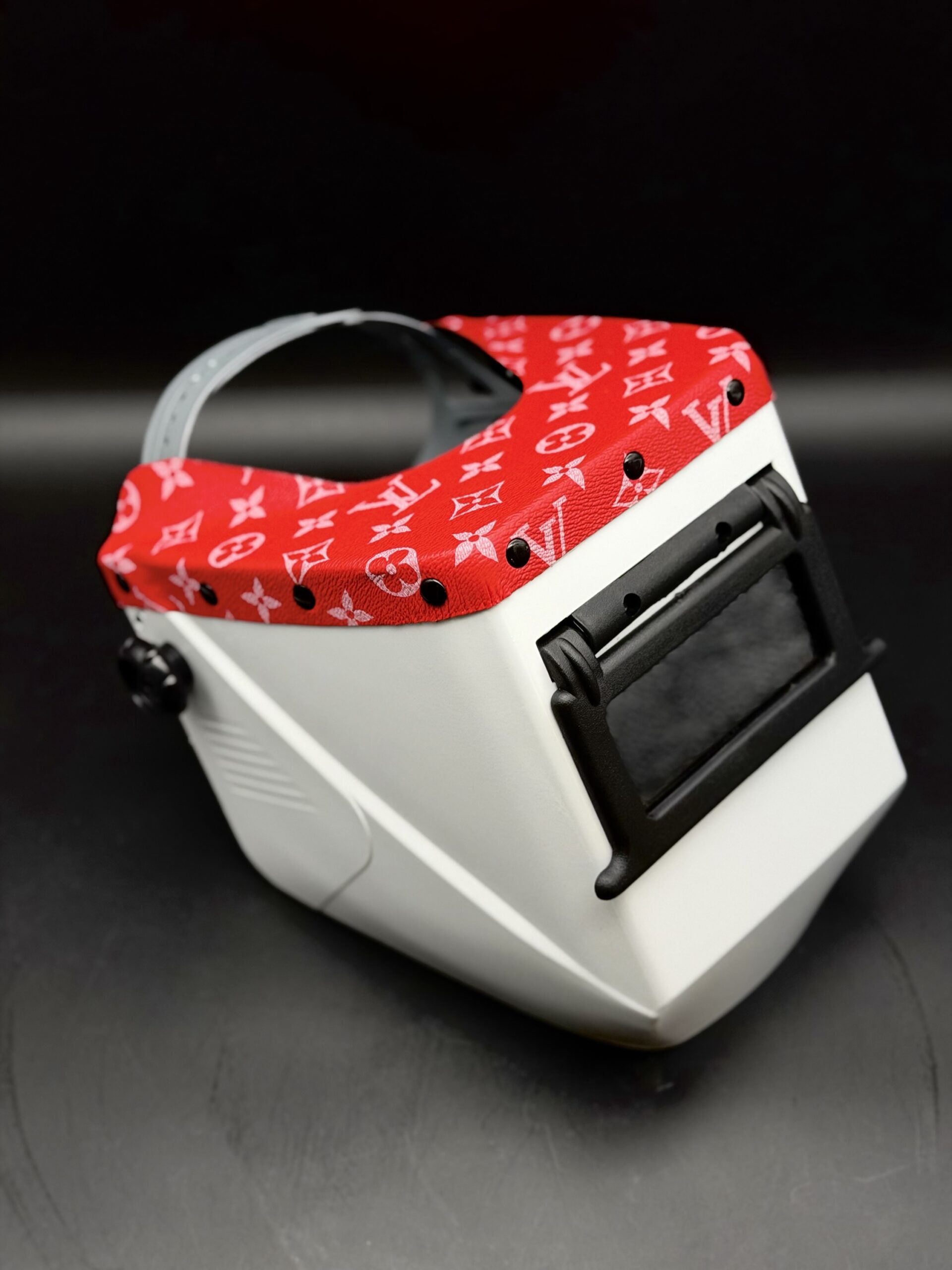 Jackson White & Red A7 Luis Valenciano - Image 3
